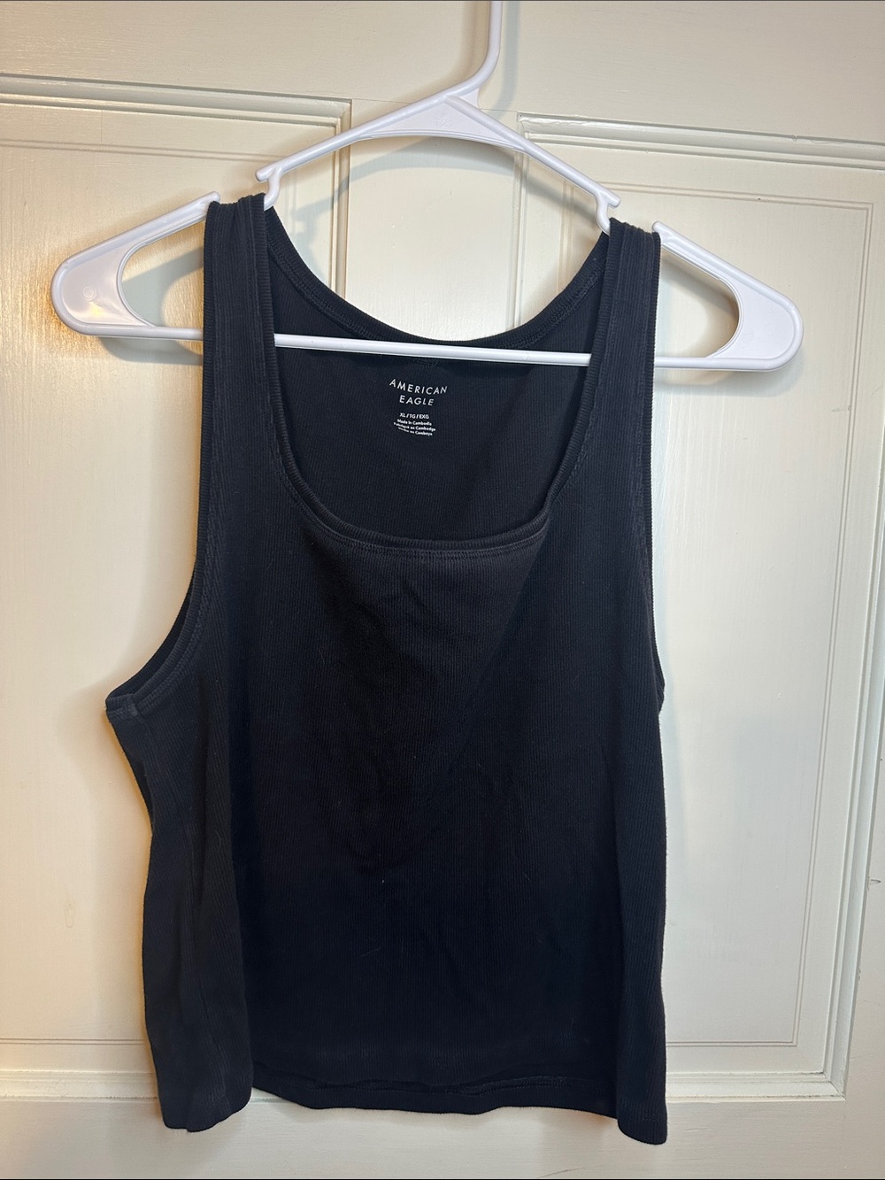 American Eagle Outfitters Black Ribbed Scoop Tank